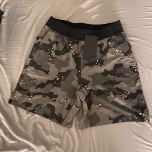 Men’s Fabletics 7” Franchise Shorts (Lined)